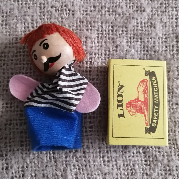 Finger Puppet Mime Artist