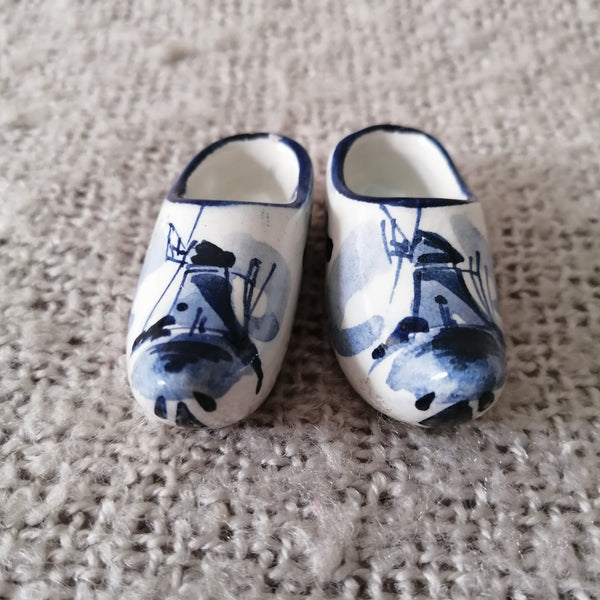 Dutch Clogs (Pair) like 'Delft' (Miniature, suitable for Printer's Tray)