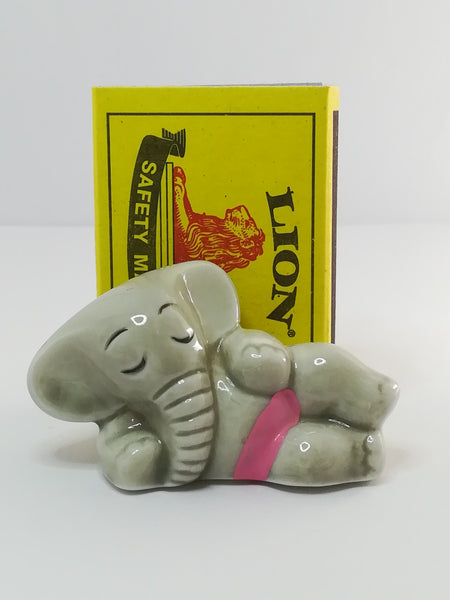 Miniature Ceramic Elephant in Pink Briefs (Miniature, suitable for printer's tray)