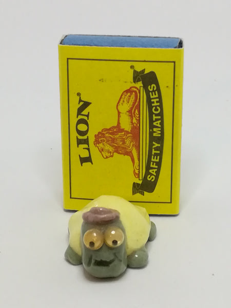 Miniature Clay Green & Yellow Tortoise Hat with Wobbly Eyes (Miniature, suitable for printer's tray)