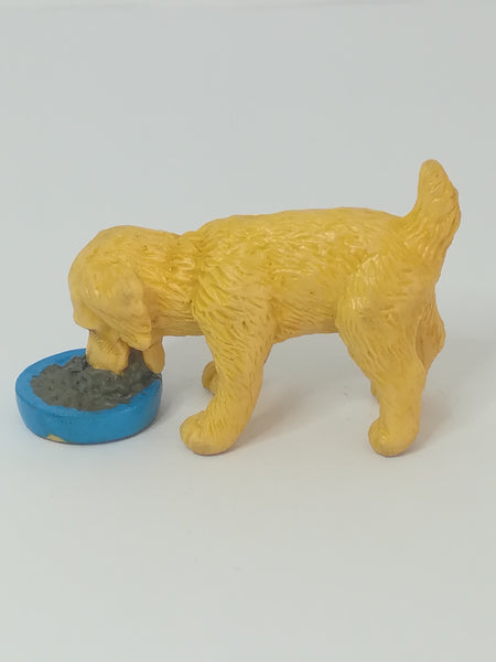 Miniature Golden Retriever - Puppy Eating from Bowl (In My Pocket) Collectable