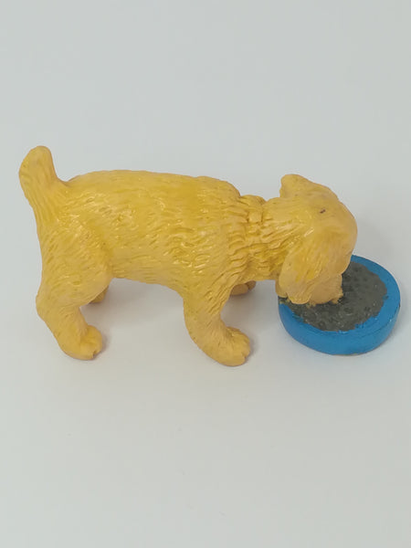 Miniature Golden Retriever - Puppy Eating from Bowl (In My Pocket) Collectable