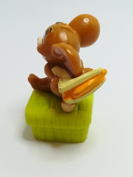 Miniature Mouse Holding Sandwich (Miniature, suitable for printer's tray)