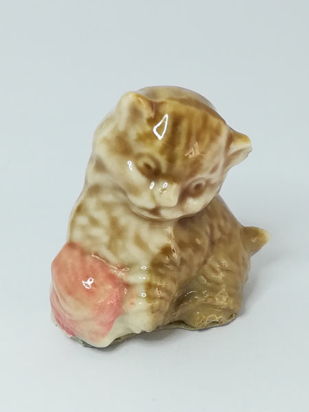 Miniature Porcelain Kitten (Miniature, suitable for printer's tray)