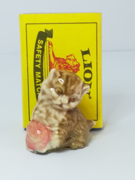 Miniature Porcelain Kitten (Miniature, suitable for printer's tray)
