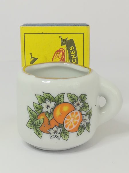 Small Teacup with Oranges