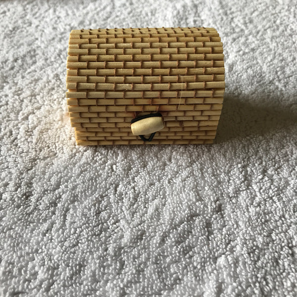 Gift Box Brown Stitching (70mm x 55mm x 50mm)