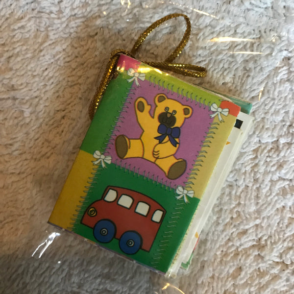 Greeting Cards / Greeting Tags - Assorted Tags and Designs (5 Items Per Pack)