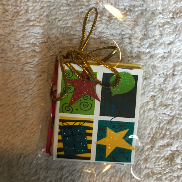 Greeting Cards / Greeting Tags - Assorted Tags and Designs (5 Items Per Pack)