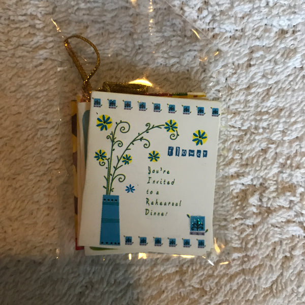 Greeting Cards / Greeting Tags - Assorted Tags and Designs (5 Items Per Pack)