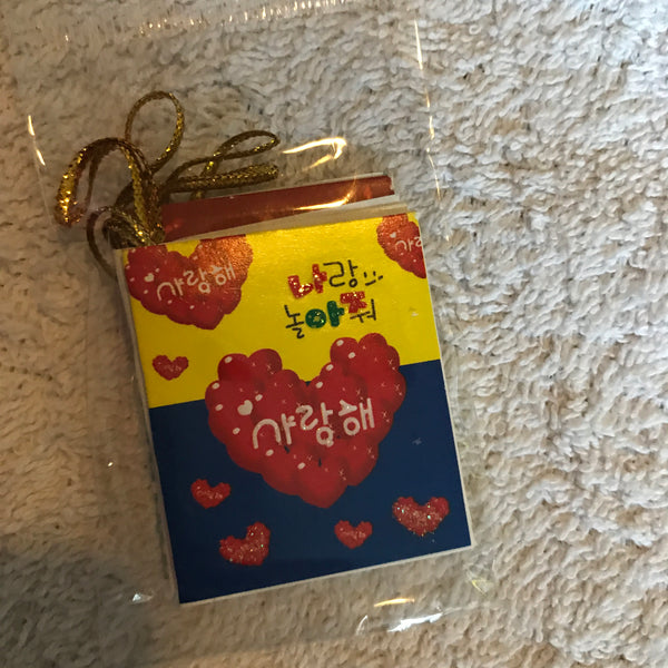 Greeting Cards / Greeting Tags - Assorted Tags and Designs (5 Items Per Pack)