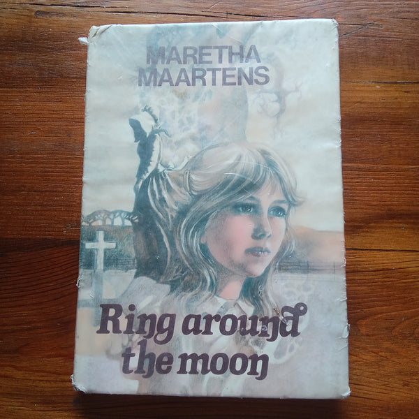 Ring Around the Moon (Maretha Maartens)