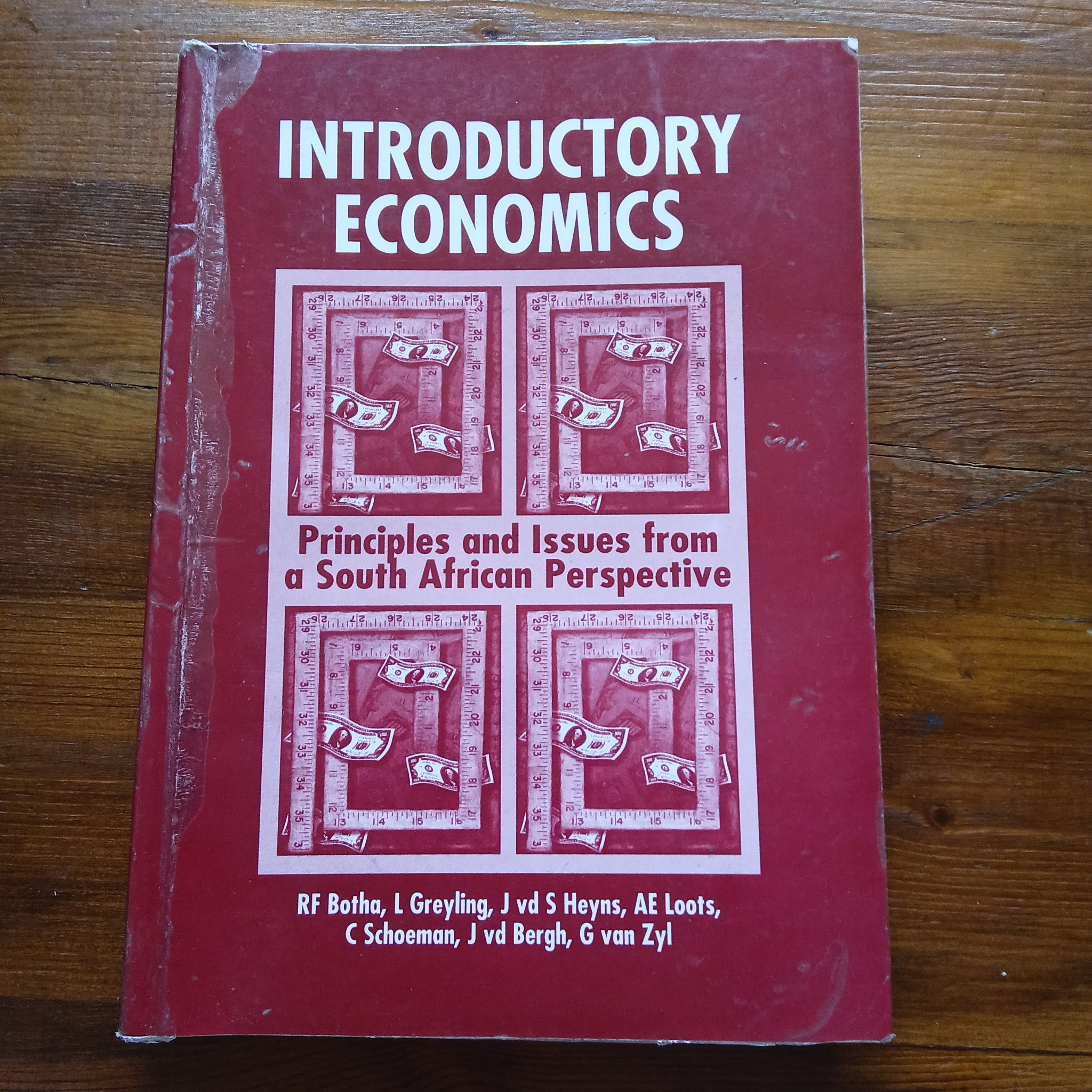 Introductory Economics - Principles and Issues from a South African Perspective - Second Edition (RF Botha et al.)