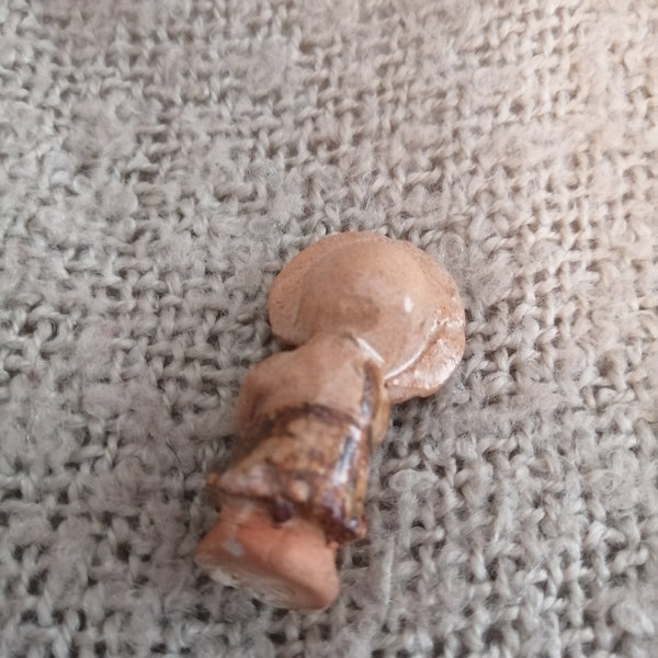 Ceramic Rustic Girl with Flower (Miniature, suitable for Printer's Tray)