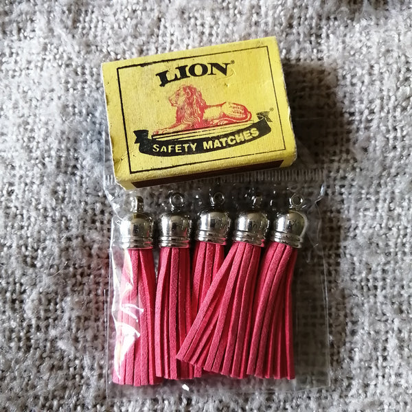 Leather Tassles (Pink)
