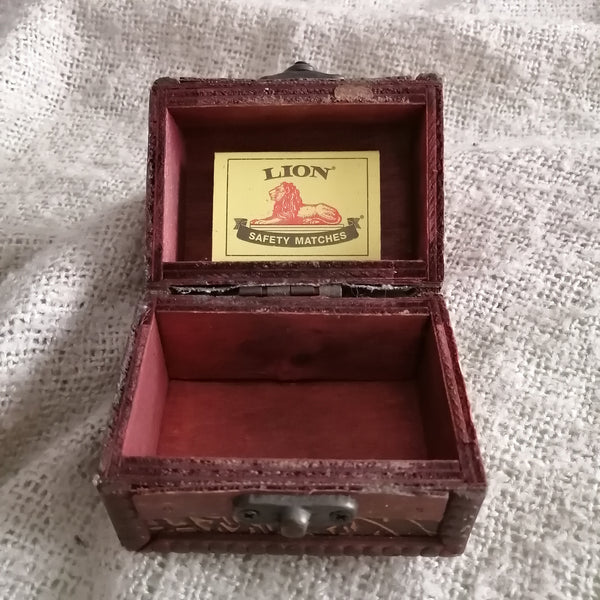 Wooden Treasure Chest (Miniature)