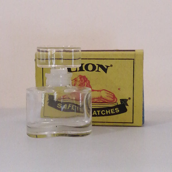 Miniature Perfume Bottle: White Linen - Estee Lauder (2.8ml)