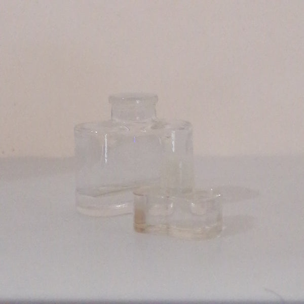 Miniature Perfume Bottle: White Linen - Estee Lauder (2.8ml)