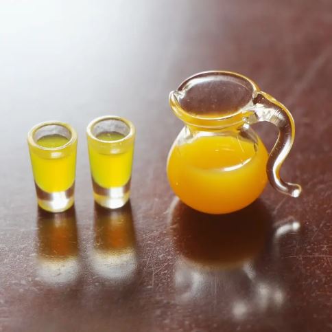 Milk in Pitcher with 2 Cups (Miniature, suitable for Printer's Tray)