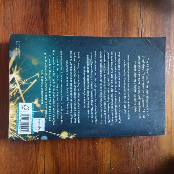A Spark of Light (Jodi Picoult)
