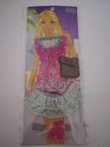 Dolls Clothes - Style 33