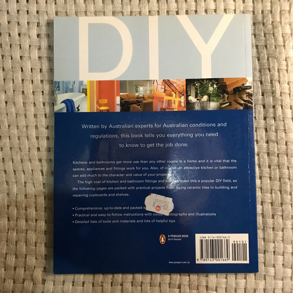 Bathrooms and Kitchens (Penguin Australian Do-It Yourself)