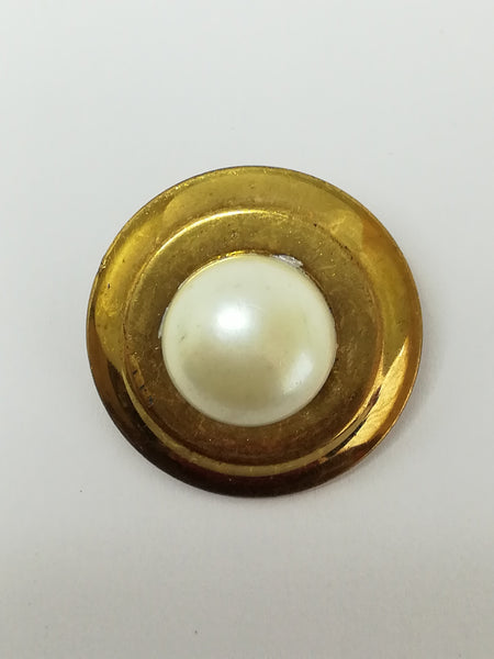 Round Shank Button ('Brass' Surround with Centre 'Pearl')
