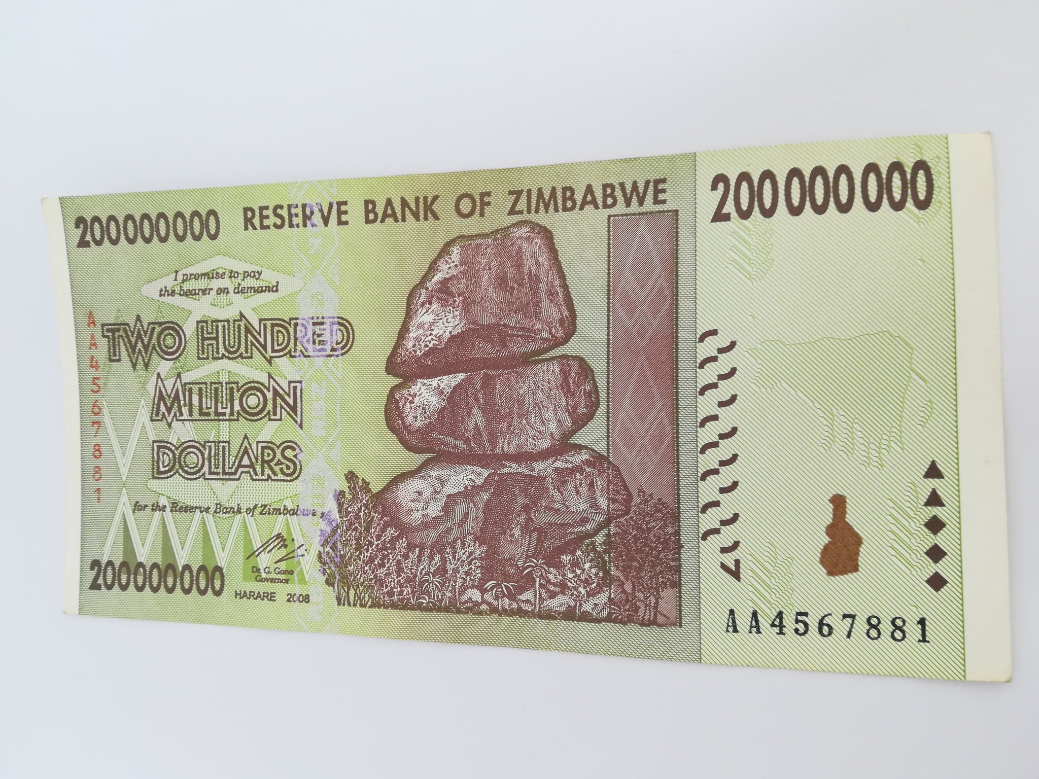200 Million Zimbabwean Dollar Bank Note