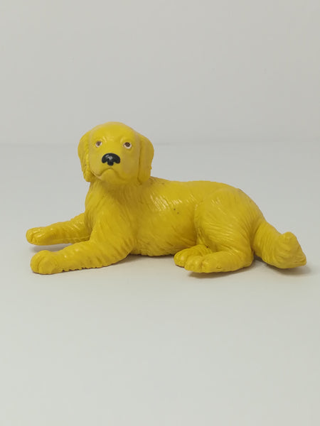 Miniature Golden Retriever Sitting (In My Pocket) Collectable