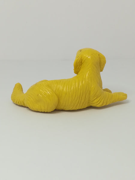 Miniature Golden Retriever Sitting (In My Pocket) Collectable