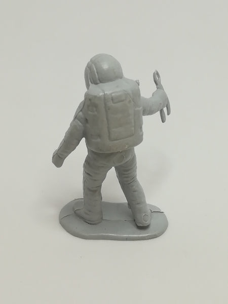 Miniature Grey Astronaut Holding Spanner (Miniature, suitable for printer's tray)