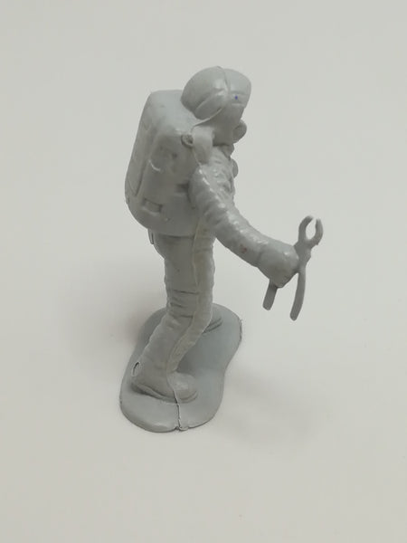 Miniature Grey Astronaut Holding Spanner (Miniature, suitable for printer's tray)