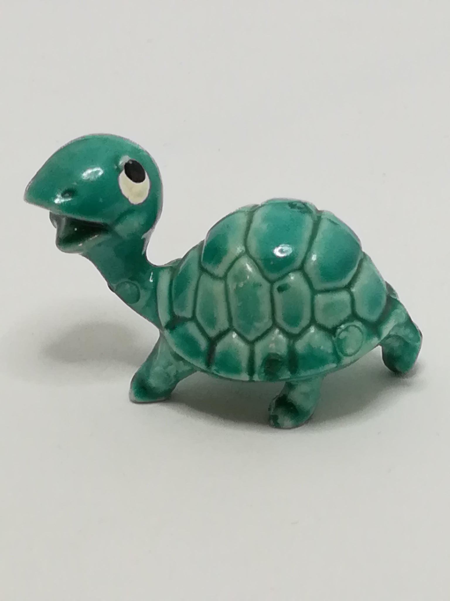 Miniature Cute Green Ceramic Tortoise - Design 1 (Miniature, suitable for printer's tray)