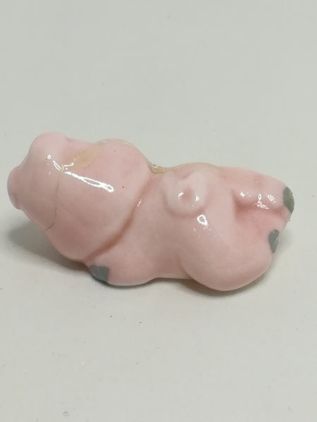 Miniature Ceramic Baby Pink Pig Smiling While Sleeping (Miniature, suitable for printer's tray)