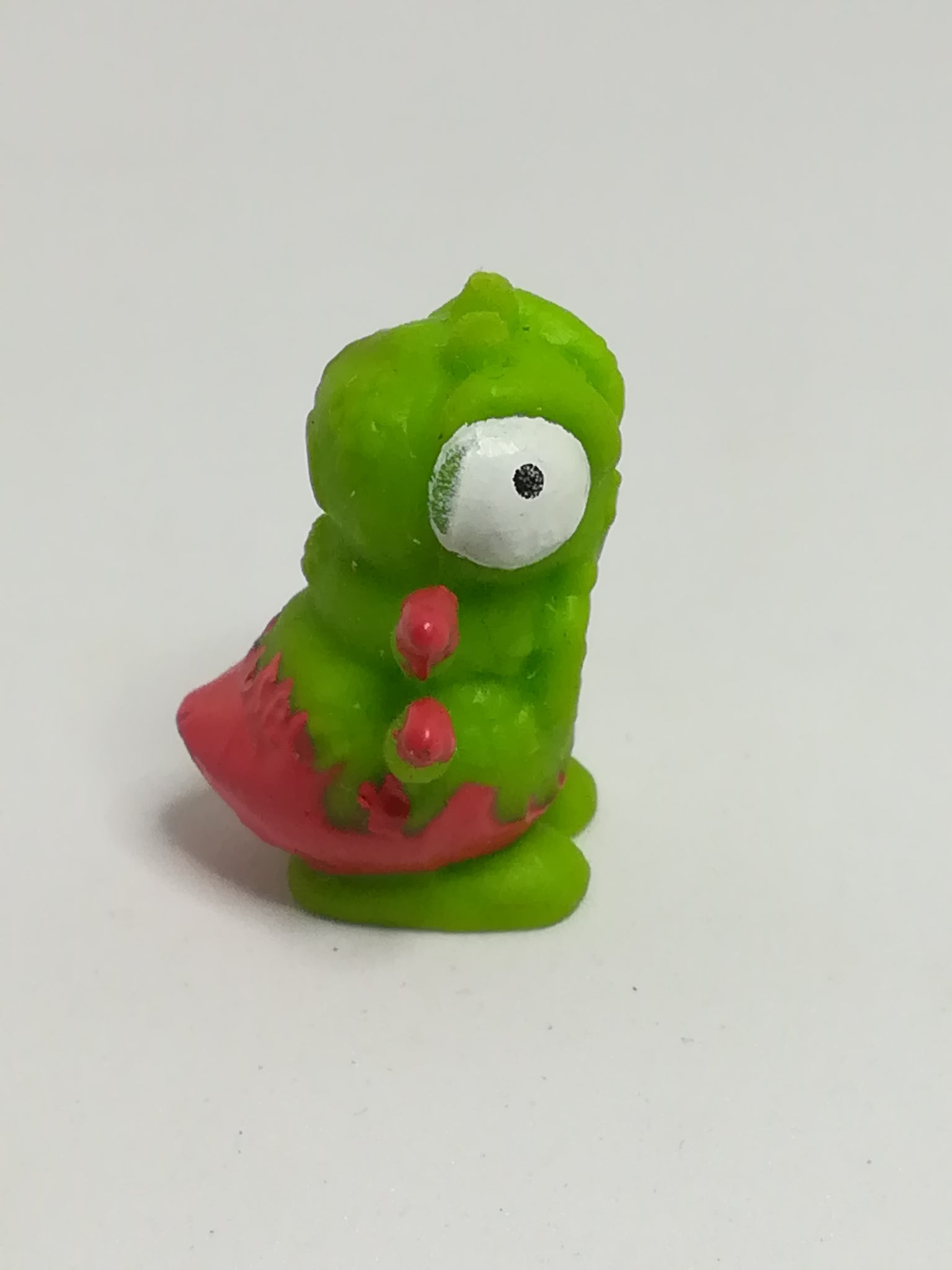 Miniature Green & Red Bug Big White Eyes Pencil Popper (Miniature, suitable for printer's tray)