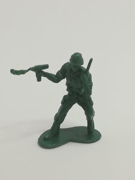 Miniature Green Soldier Holding Weapons (Miniature, suitable for printer's tray)