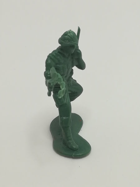 Miniature Green Soldier Holding Weapons (Miniature, suitable for printer's tray)