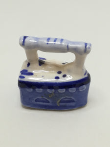 Miniature Ceramic Iron (Delft Style) (Miniature, suitable for printer's tray)