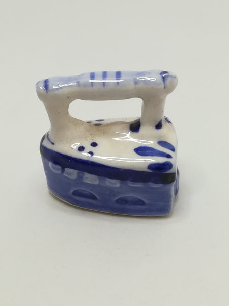 Miniature Ceramic Iron (Delft Style) (Miniature, suitable for printer's tray)