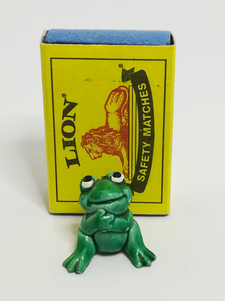 Miniature Green Frog Relaxing (Miniature, suitable for printer's tray)