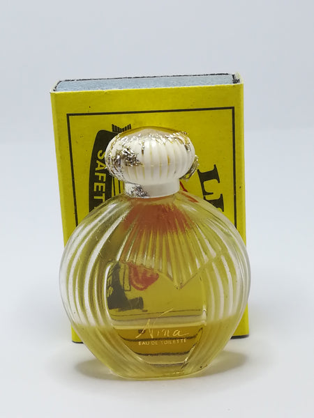 Miniature Perfume Bottle: Nina - Nina Ricci (5ml)