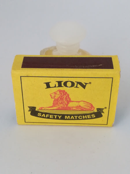 Miniature Perfume Bottle: Name Unknown - Unknown (5ml)