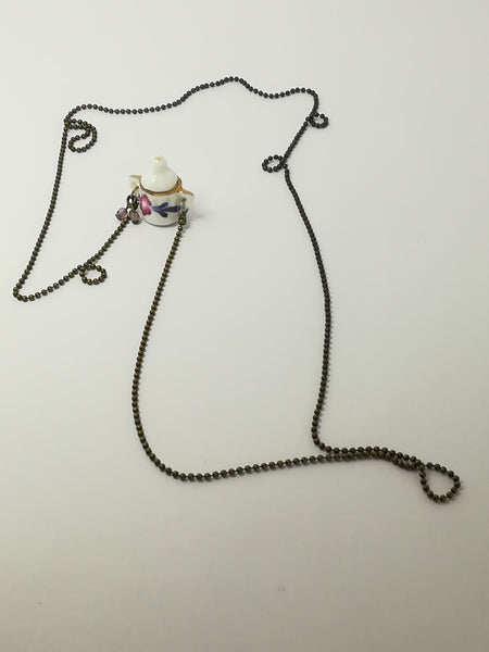 Fashion Necklace with Sugar Pot Charm on Bubbly Chain