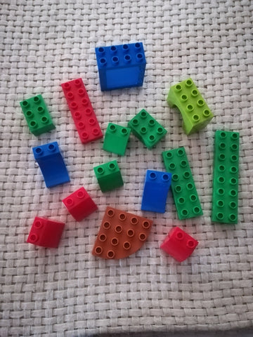 Lego DUPLO - Lot 8 (Various Multicoloured Bricks)