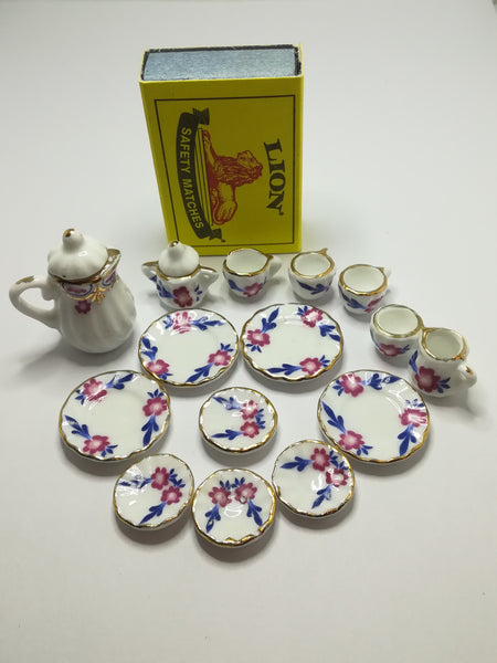 Miniature Tea Set Floral for 4 (Miniature, suitable for printer's tray)