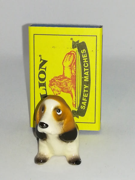 Miniature Ceramic White, Black & Brown 'Beagle Hound' Dog - Style 2 (Miniature, suitable for printer's tray)