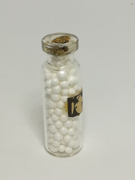 Miniature Bottle White Pills (Miniature, suitable for printer's tray)