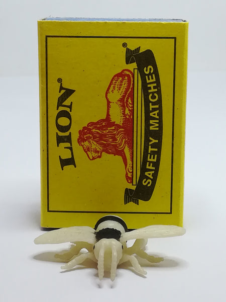 Miniature Black & White Striped Bee - like Schleich (Miniature, suitable for printer's tray)