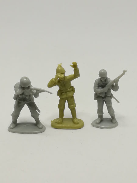 Miniature Soldiers Preparing For War (Miniature, suitable for printer's tray)