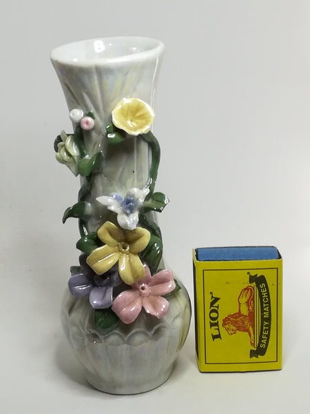 Medium Ceramic Vase with 3D Ceramic Flower Embellishment - Item 1